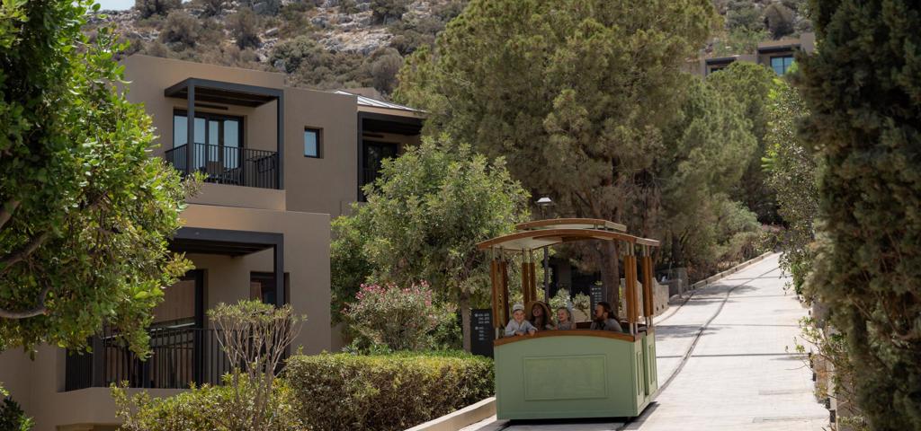 Elios Hill on the Crete Peninsula opens its doors to welcome visitors Elios Hill on the Crete Peninsula opens its doors to welcome visitors